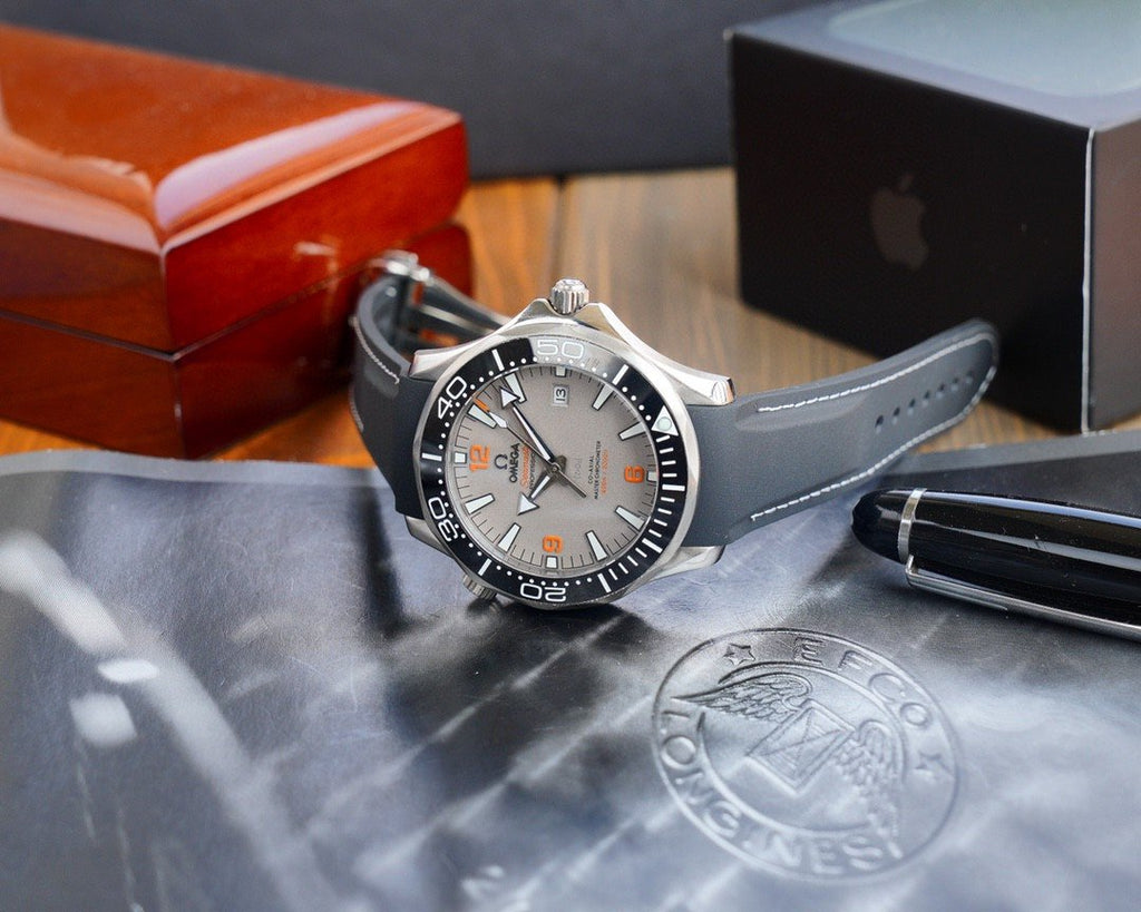 SEAMASTER PLANET OCEAN 600M RUBBER STRAP